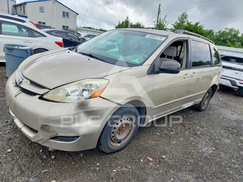 2008 Toyota SIENNA photo