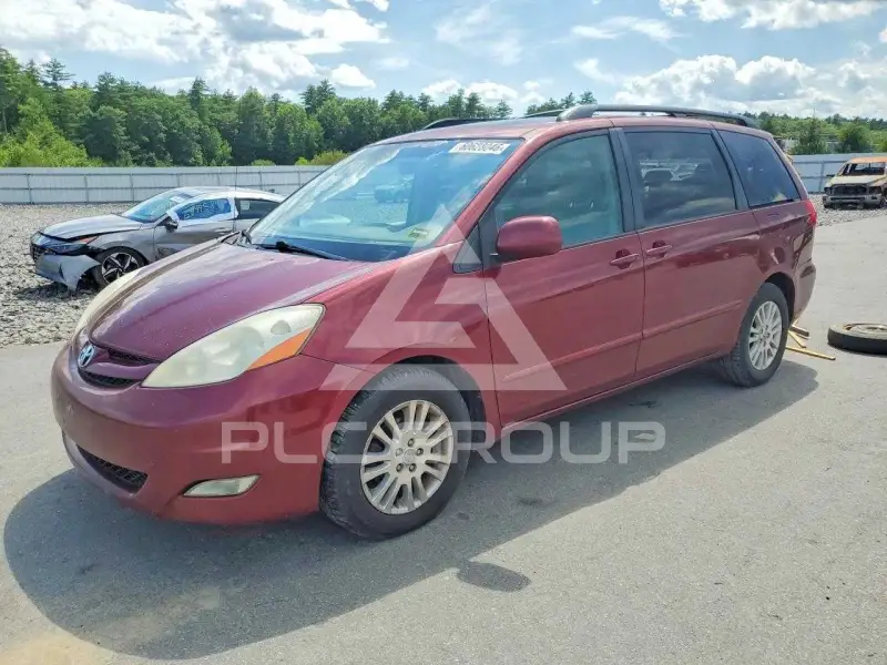 2008 Toyota SIENNA photo