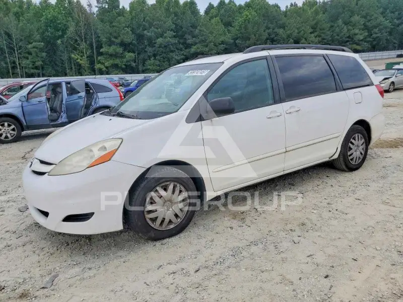 2008 Toyota SIENNA photo