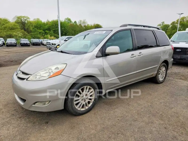 2008 Toyota SIENNA фото