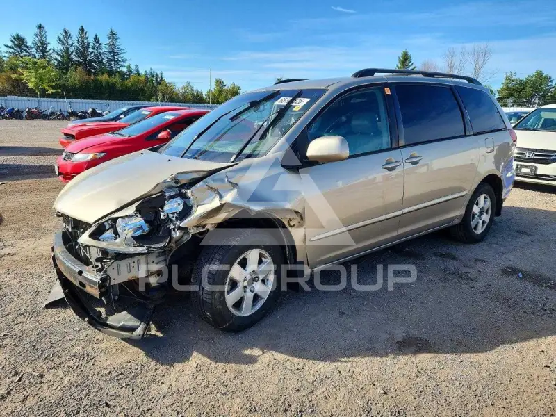 2008 Toyota SIENNA photo