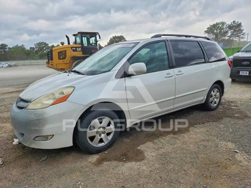 2008 Toyota SIENNA фото