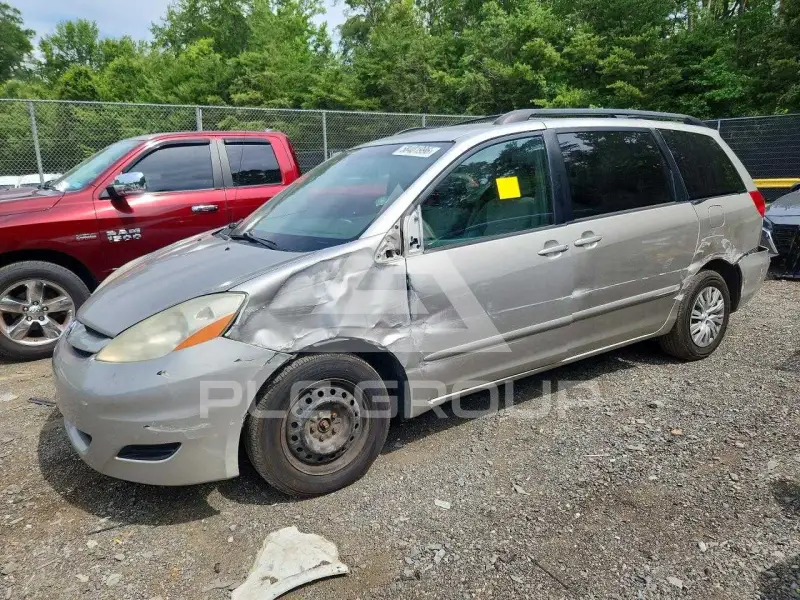 2008 Toyota SIENNA фото