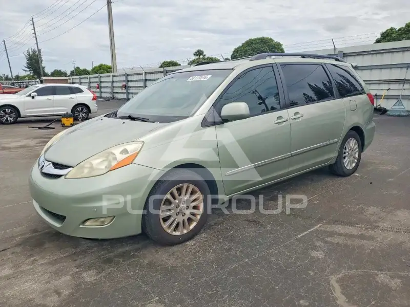 2008 Toyota SIENNA фото
