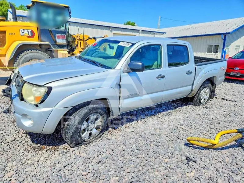 2008 Toyota TACOMA photo