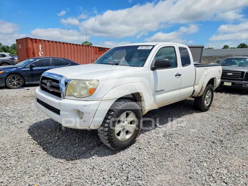 2008 Toyota TACOMA photo