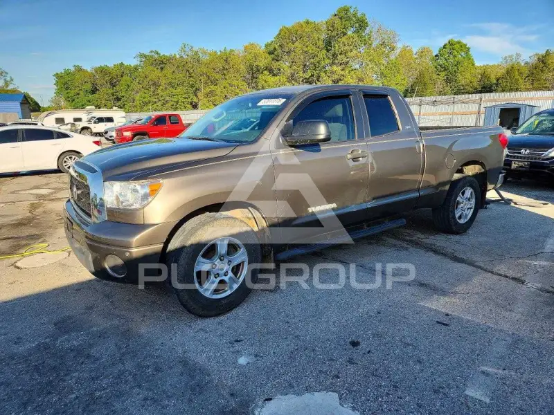 2008 Toyota TUNDRA photo