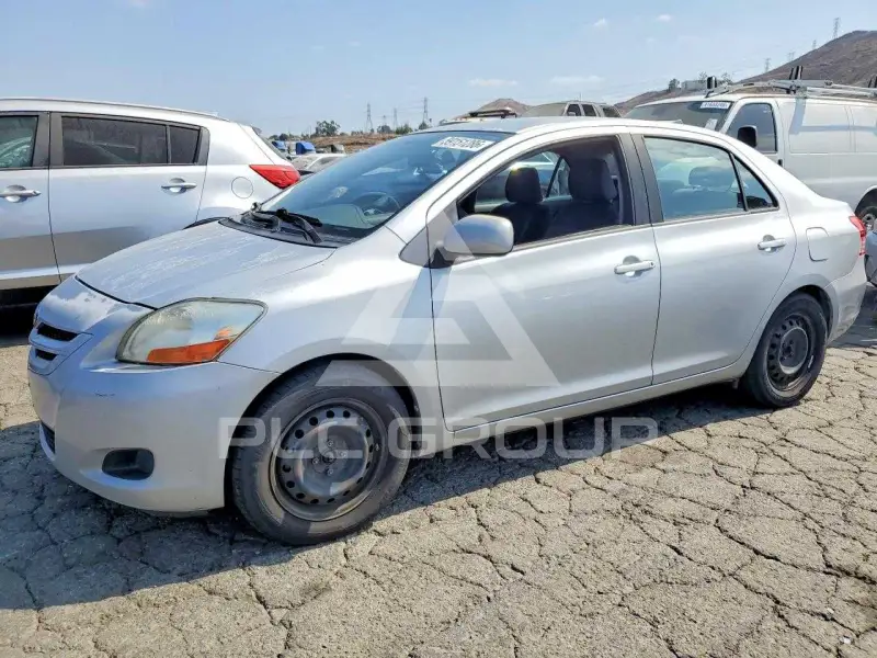 2008 Toyota YARIS photo