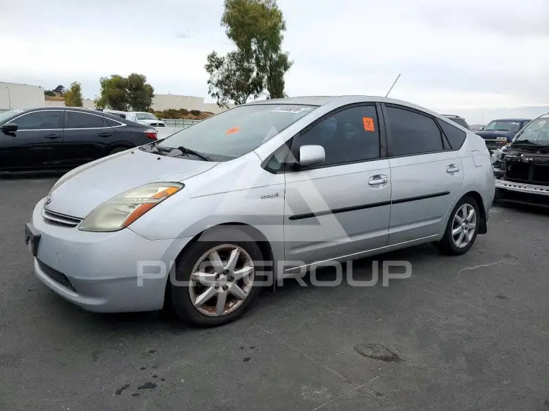 2008 Toyota PRIUS фото