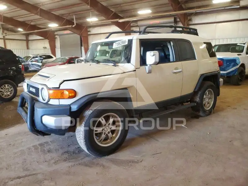 2008 Toyota FJ Cruiser фото