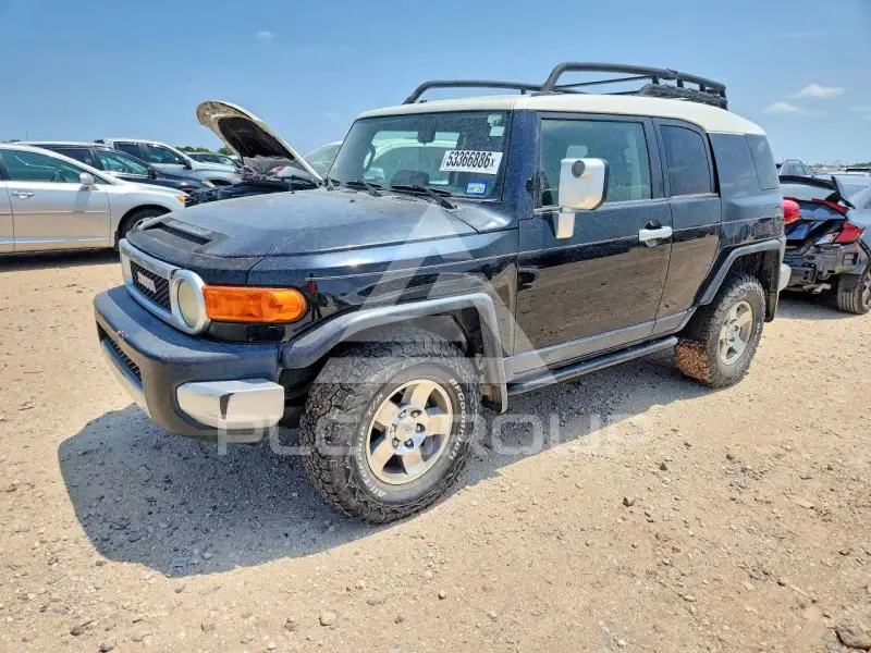 2008 Toyota FJ Cruiser photo