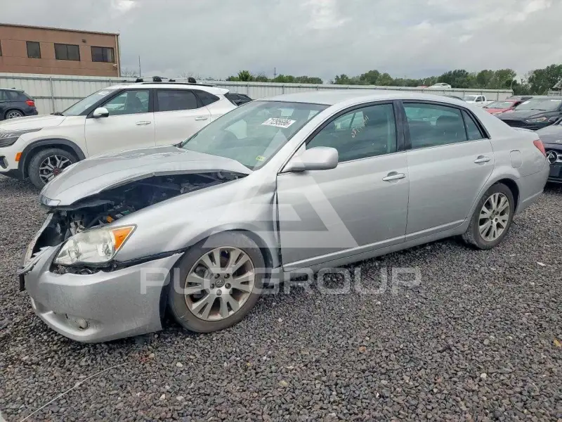 2008 Toyota AVALON photo
