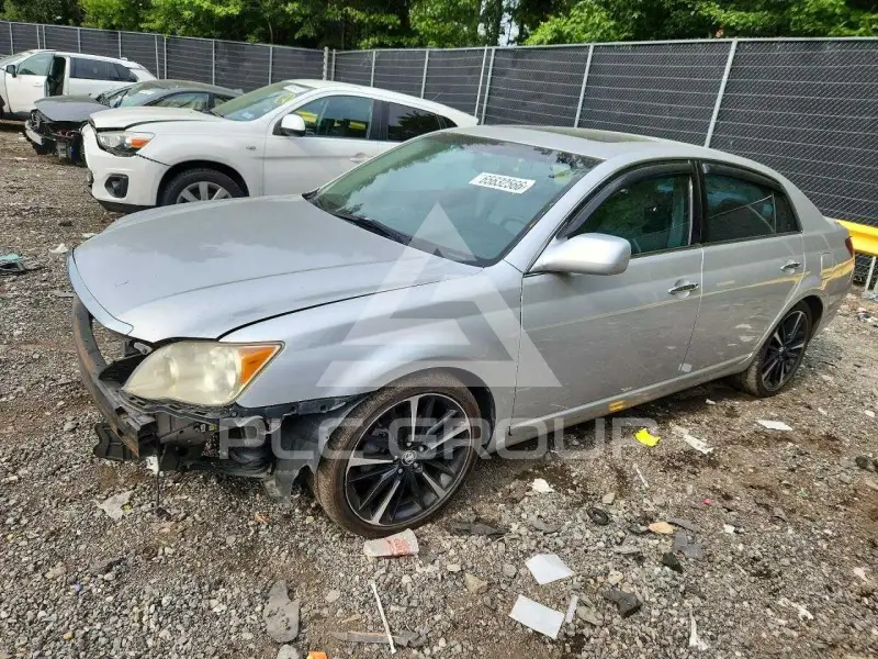 2008 Toyota AVALON фото