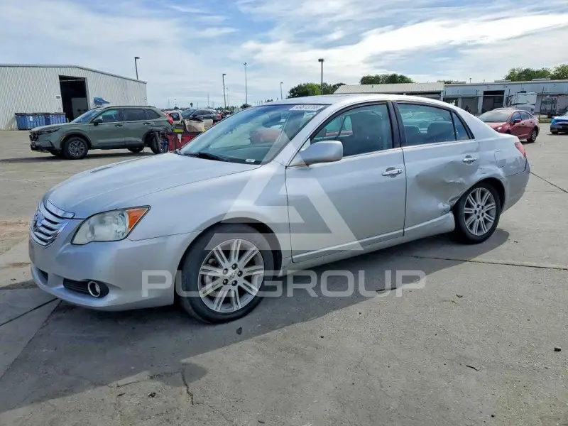 2008 Toyota AVALON фото