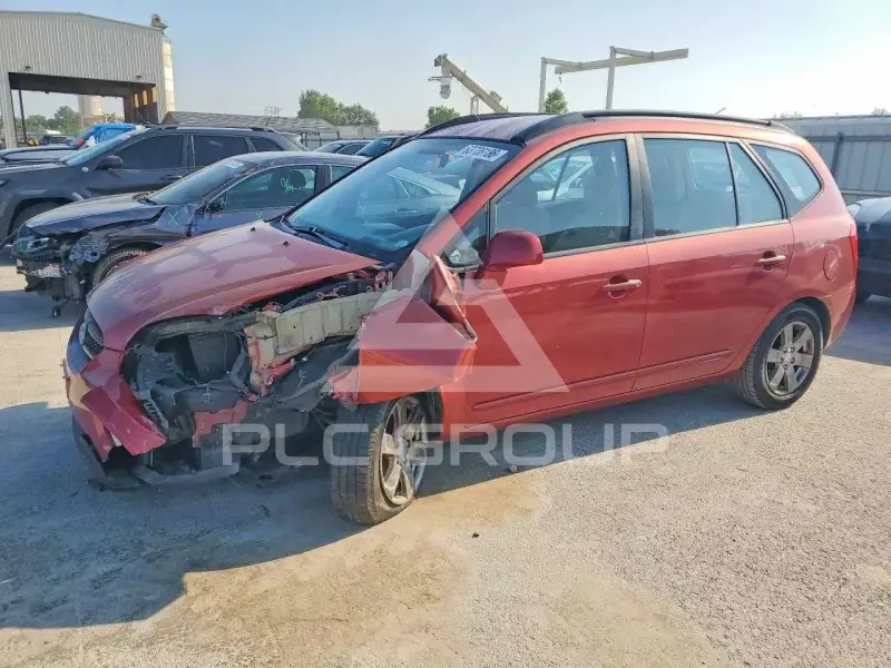 2008 KIA Rondo photo