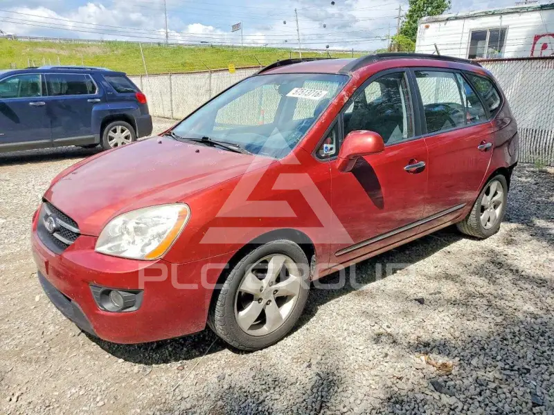 2008 KIA Rondo photo