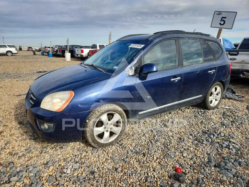 2008 KIA Rondo фото