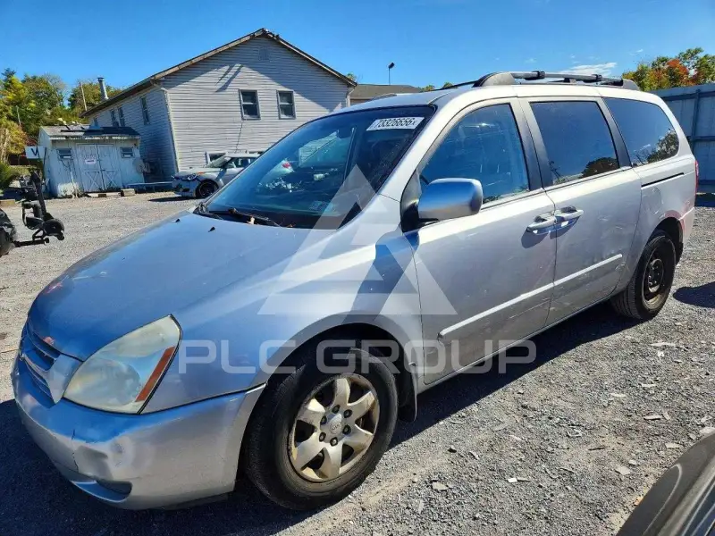 2008 KIA Sedona фото