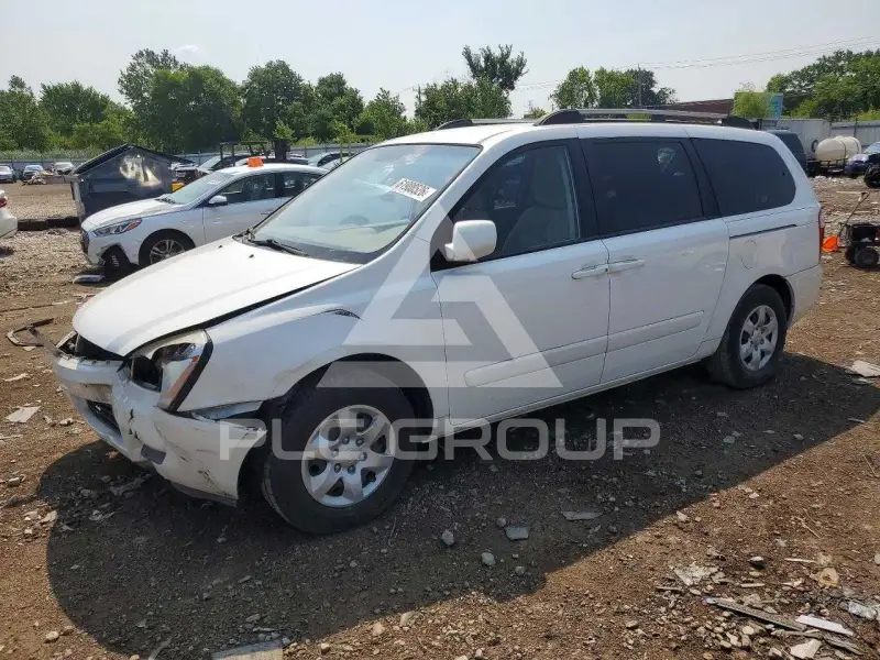 2008 KIA Sedona photo