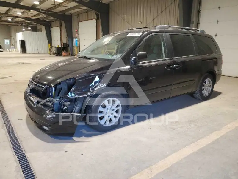 2008 KIA Sedona photo