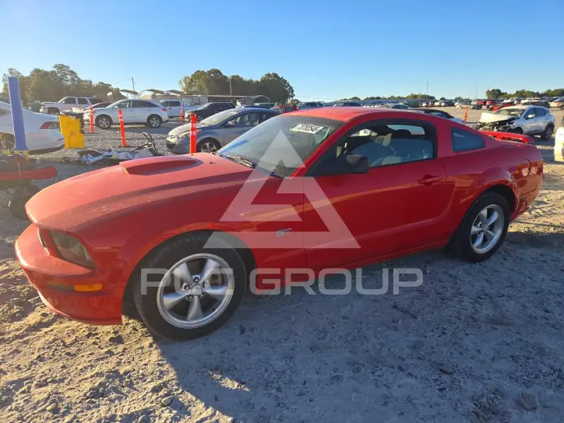2008 Ford MUSTANG фото