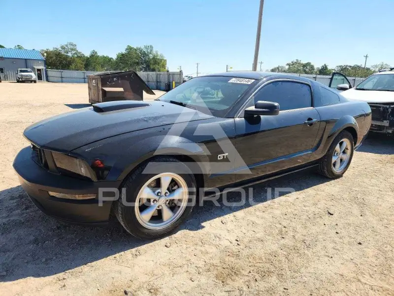 2008 Ford MUSTANG фото