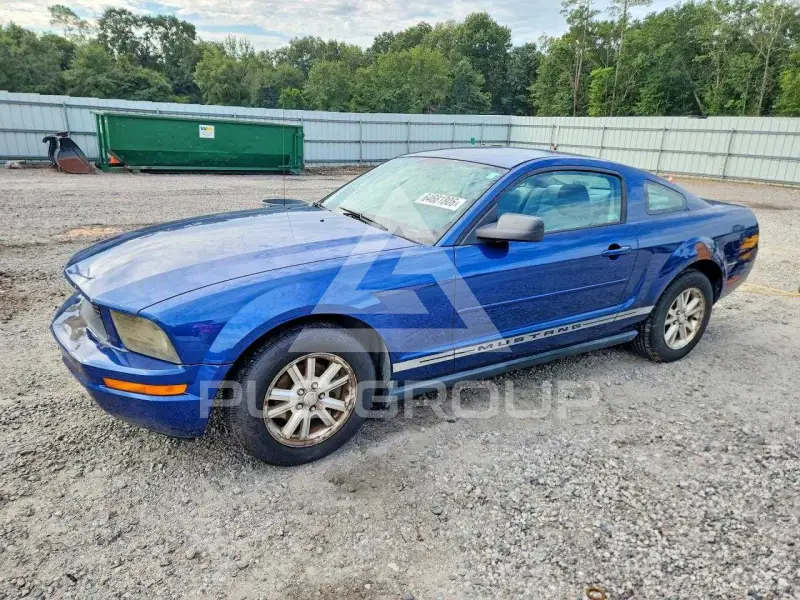 2008 Ford MUSTANG фото