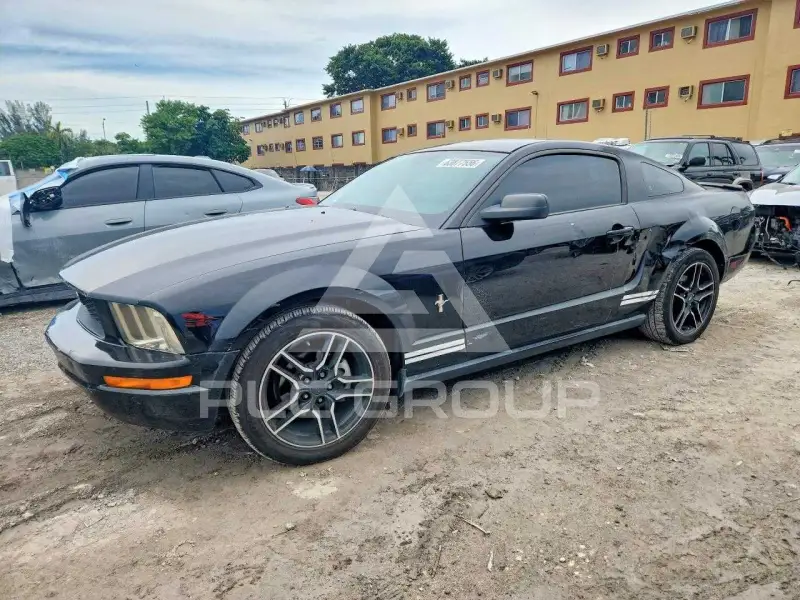 2008 Ford MUSTANG фото