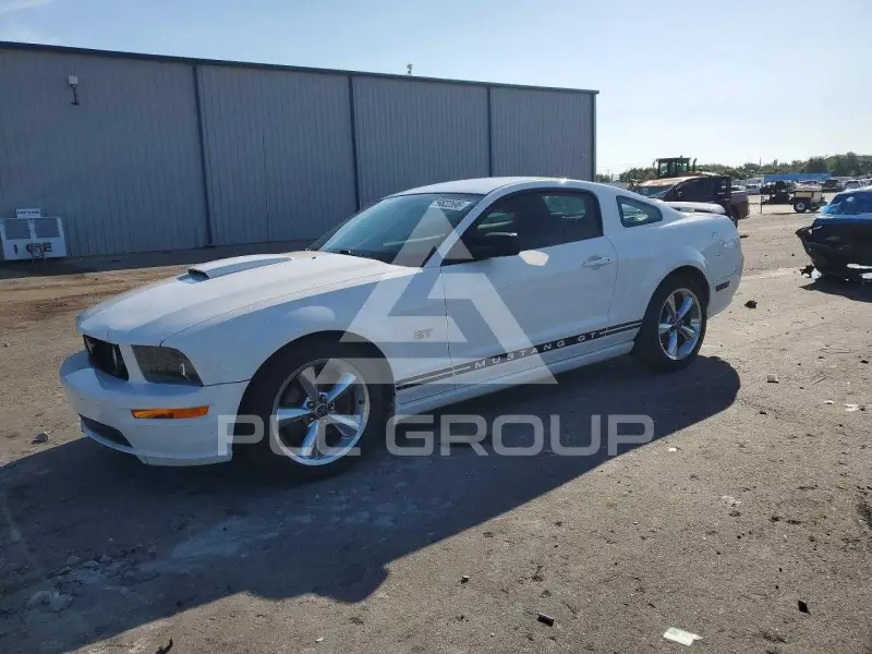 2008 Ford MUSTANG фото