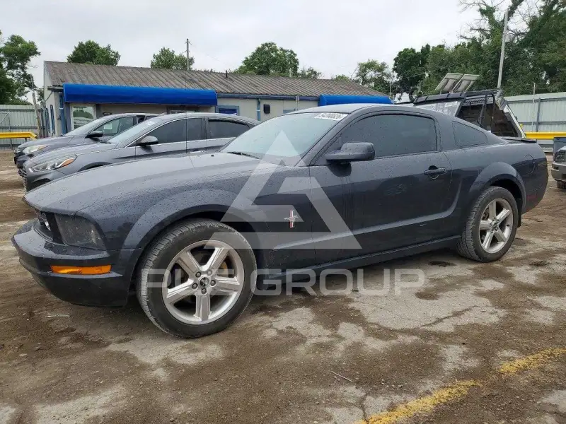 2008 Ford MUSTANG фото