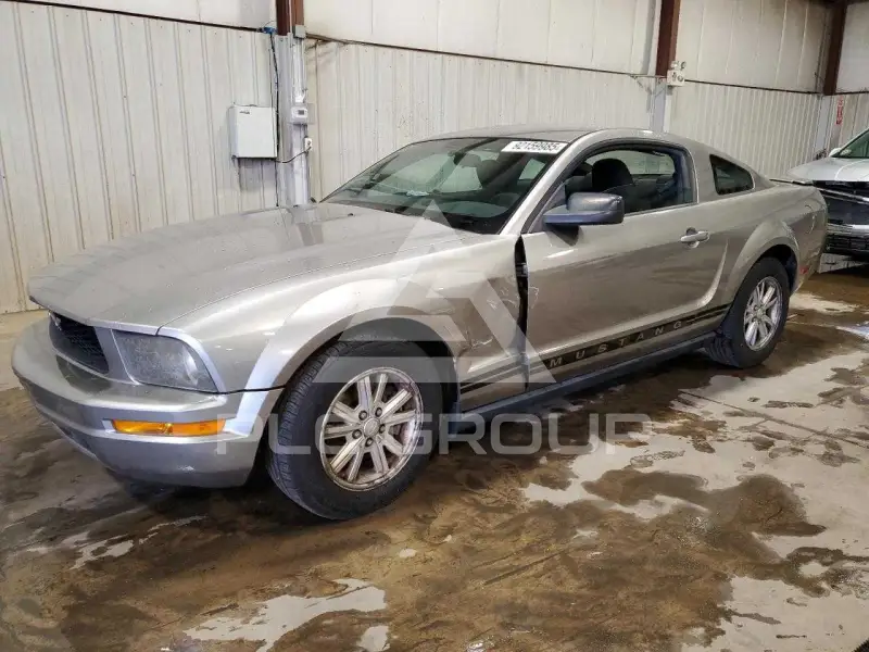 2008 Ford MUSTANG photo