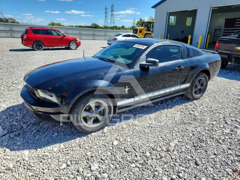 2008 Ford MUSTANG фото