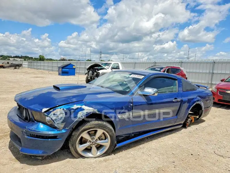 2008 Ford MUSTANG фото