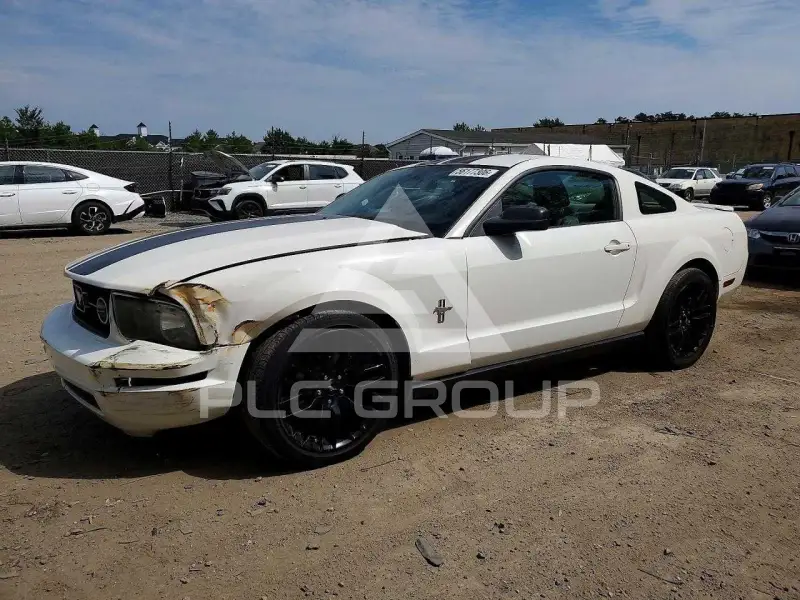 2008 Ford MUSTANG photo