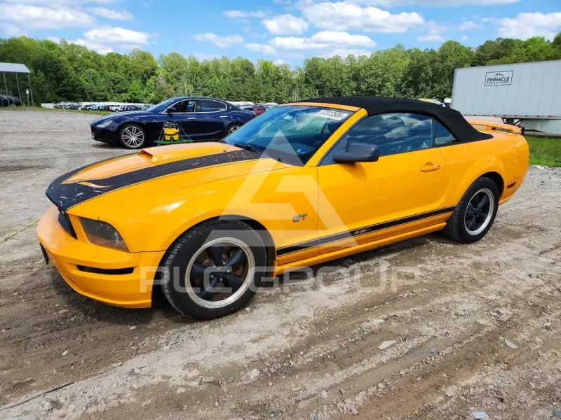 2008 Ford MUSTANG фото