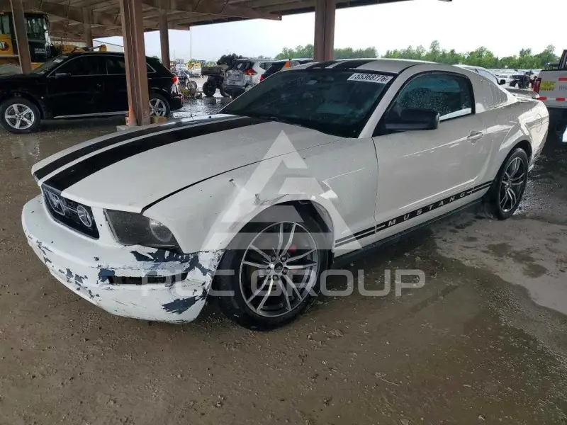 2008 Ford MUSTANG photo