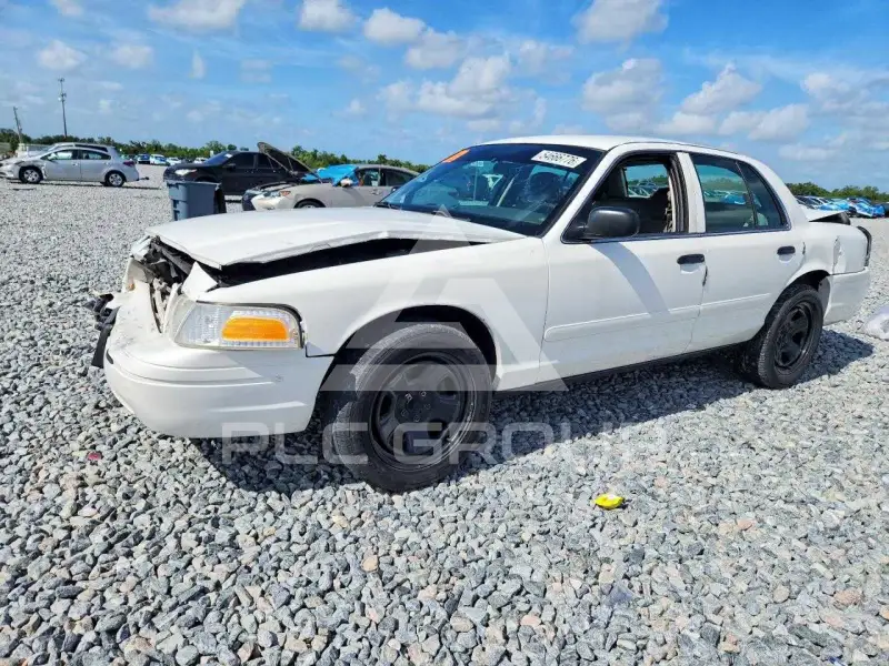 2008 Ford CROWN photo