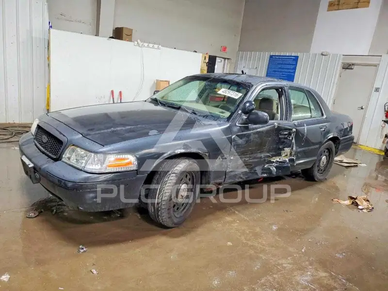 2008 Ford CROWN photo