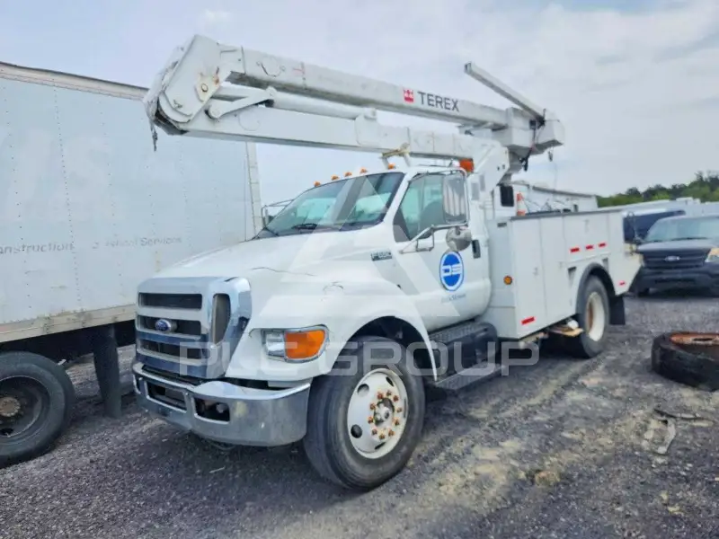 2008 Ford F-650 photo