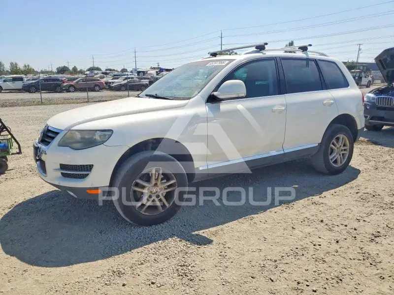 2008 Volkswagen Touareg photo