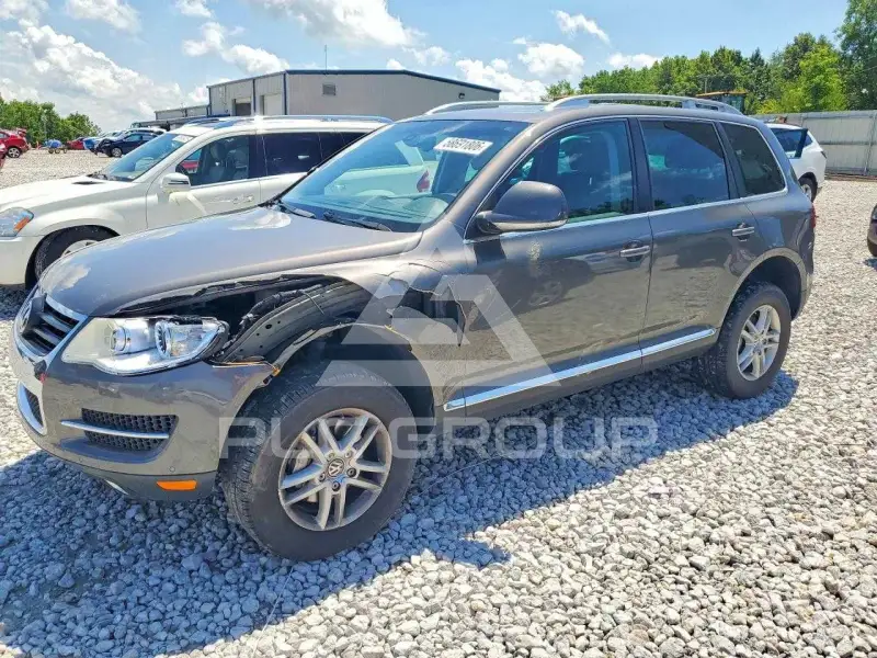 2008 Volkswagen Touareg photo