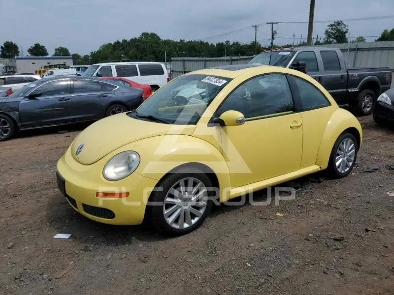 2008 Volkswagen BEETLE photo