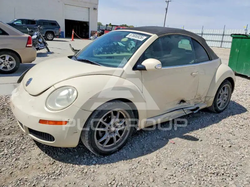2008 Volkswagen BEETLE фото