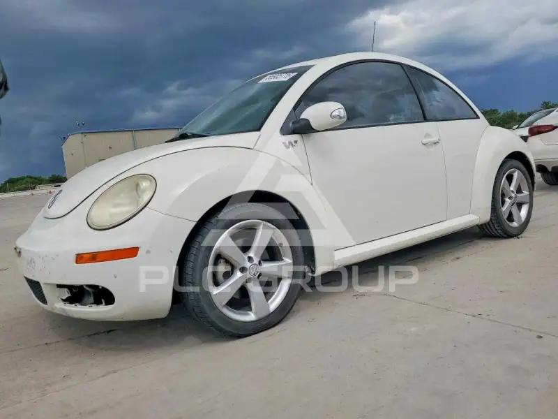2008 Volkswagen BEETLE photo
