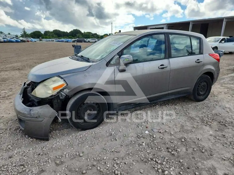 2009 Nissan VERSA фото