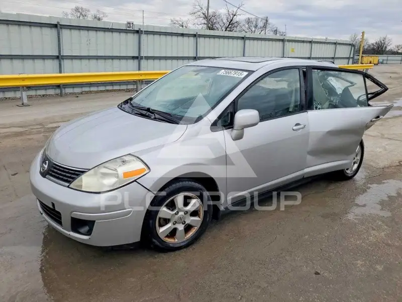 2009 Nissan VERSA фото