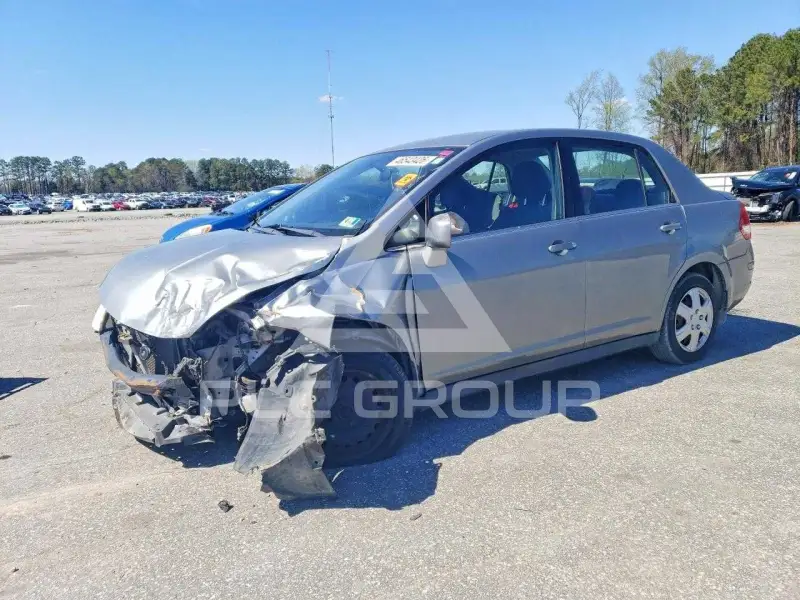 2009 Nissan VERSA фото