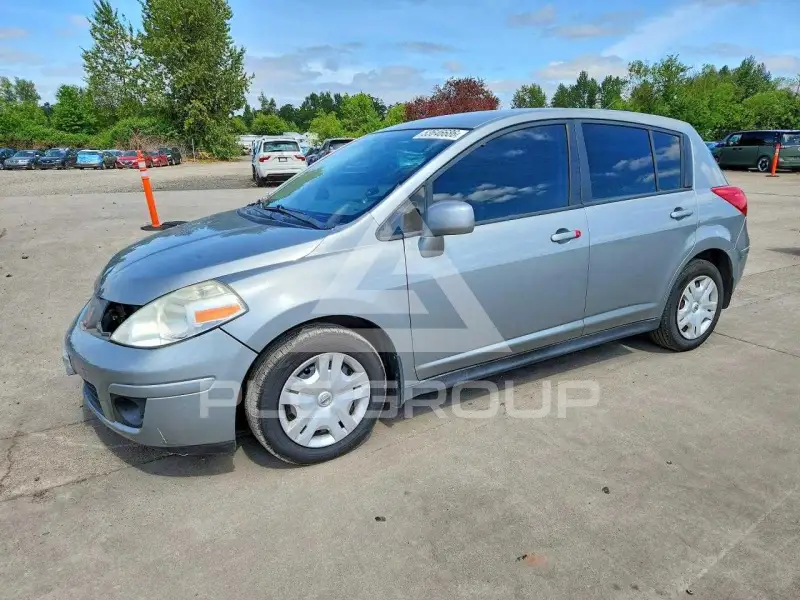 2009 Nissan VERSA photo