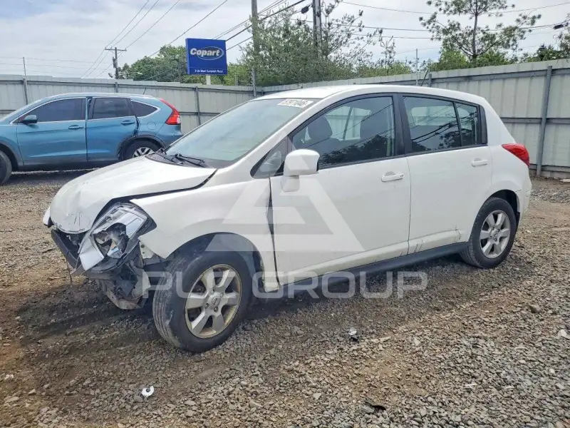2009 Nissan VERSA photo