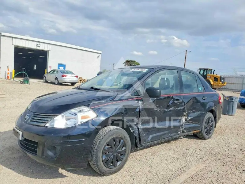 2009 Nissan VERSA photo